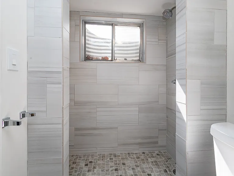 316 Cobblestone Dr — Photo 42