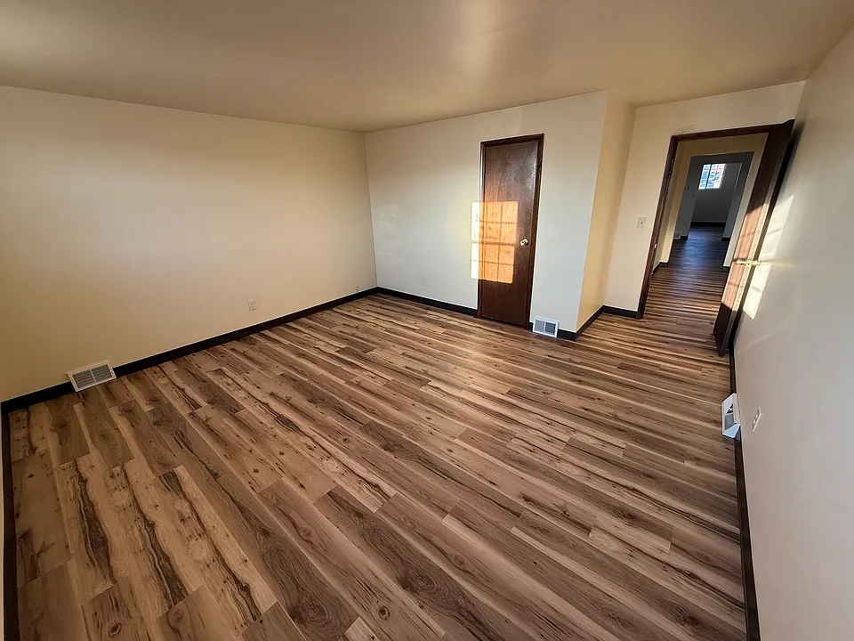 HUGE master bedroom