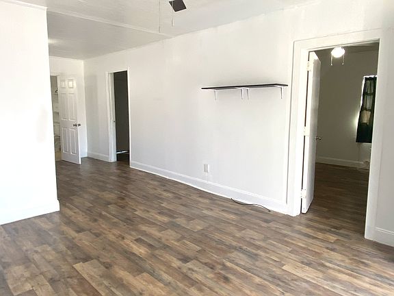4th image of 4138 Herring Ave