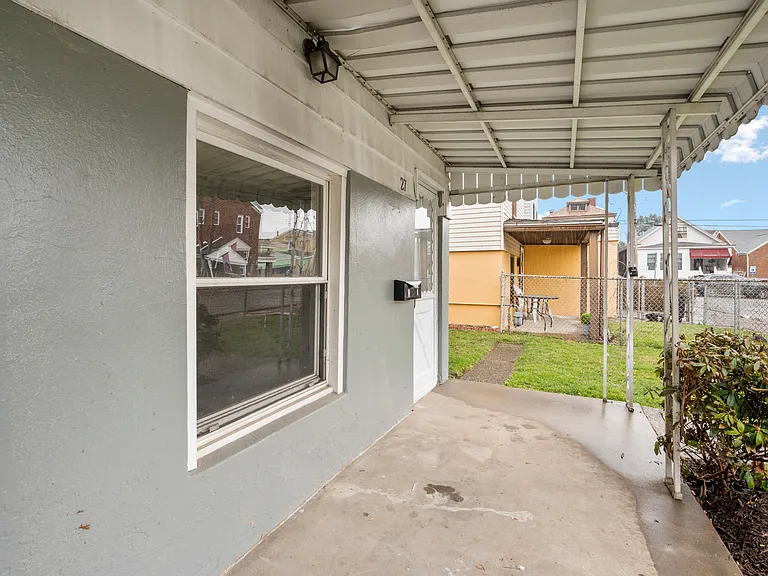 27 Rudolph St — Photo 25