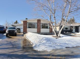 37 Armstrong Cres, Leduc, AB
