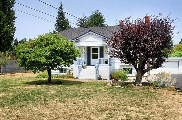 Located in SeaTac on a shy third-acre parcel, this classic craft