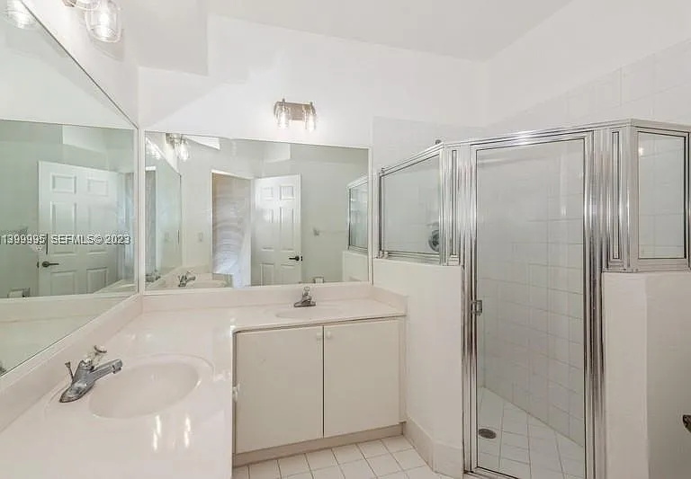 11497 NW 78th Ter #11497 — Photo 7