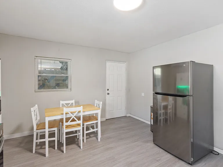 218 Reynolds St #218 — Photo 14