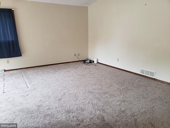 5th image of 1511 Case Ave