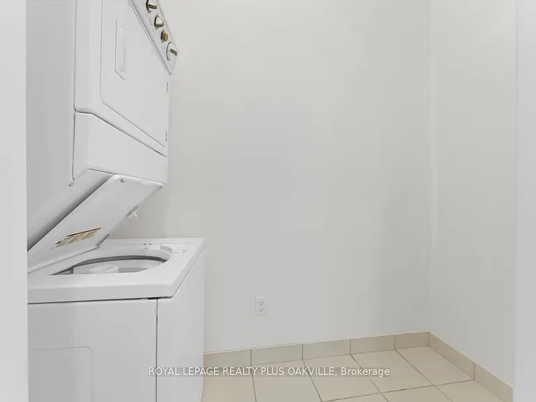 170 Water St N #1207 — Photo 12