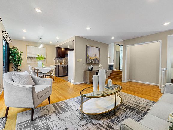4th image of 2437 Rebecca Lynn Way
