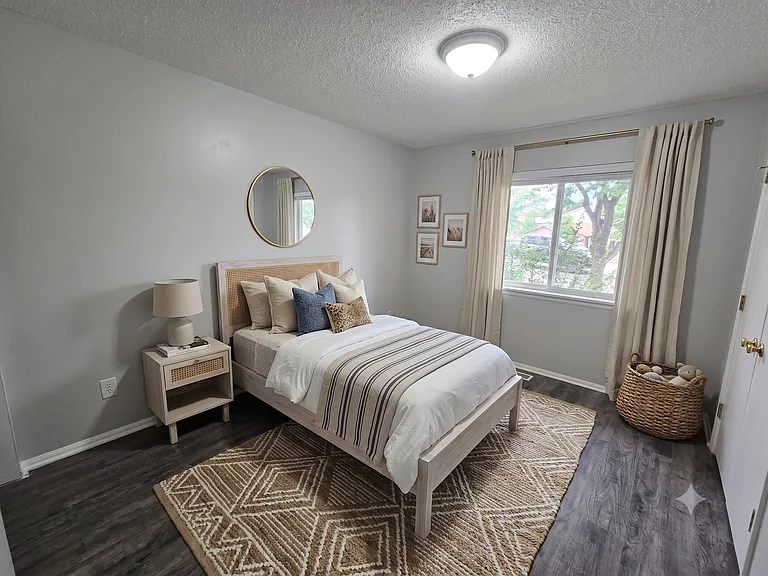 325 S Murray Blvd — Photo 8