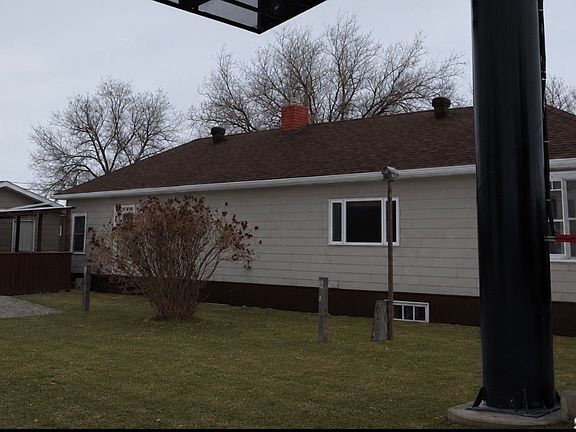 2nd image of 52 2nd Avenue NE