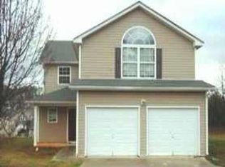 2735 Sand Lake Ct, Atlanta, GA 30349