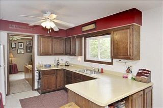 5th image of 10120 Lloy St
