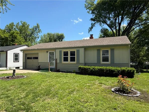 3031 S Scott Ave, Independence, MO 64052