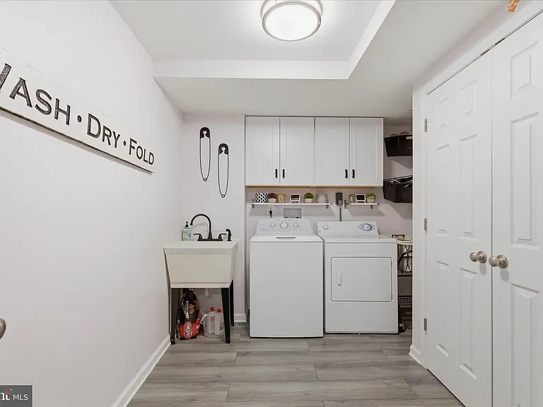 14229 Oakpointe Dr — Photo 21