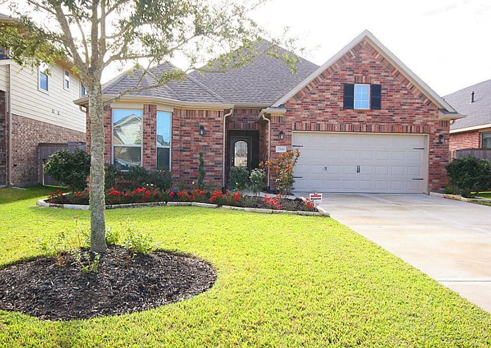 1st image of 27619 Halls Farms Ln