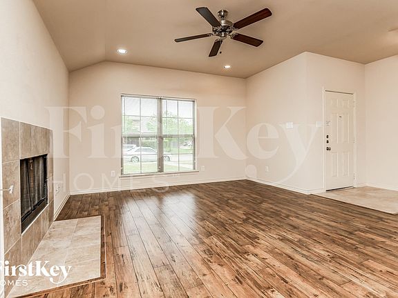 4th image of 603 Cardwell Dr