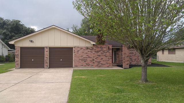 1st image of 1409 Pine Ln