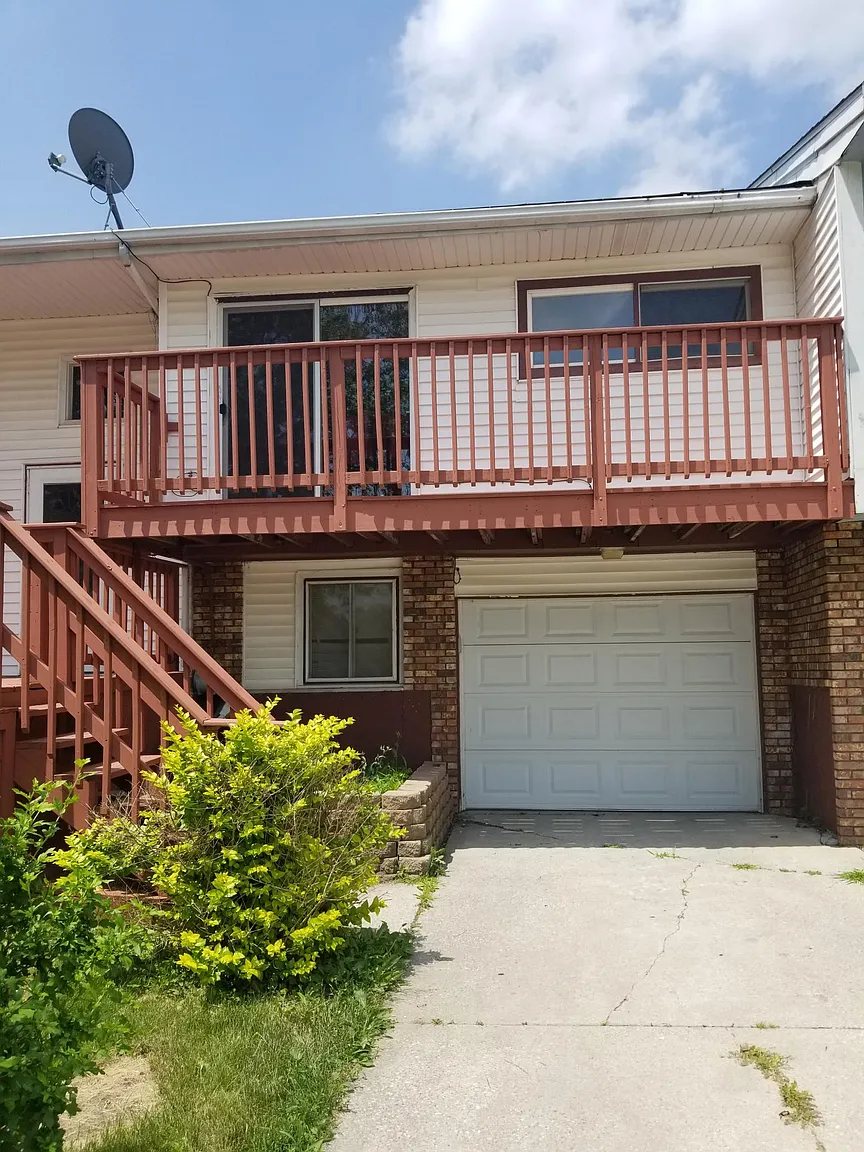 21800 Carol Ave photo 1