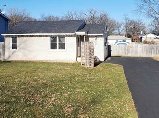 8710 Ramble Rd, Wonder Lake, IL 60097