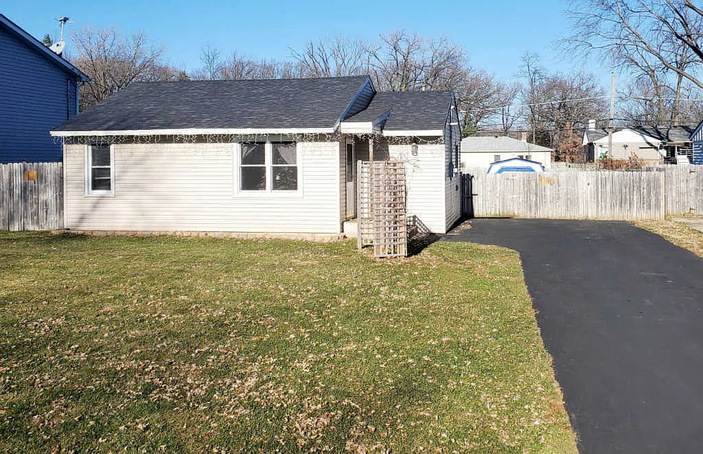 8710 Ramble Rd photo 1