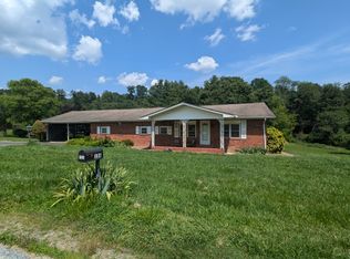156 Sheehan Rd, Fletcher, NC 28732