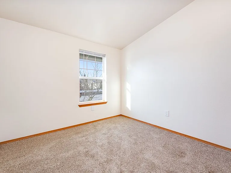 Big Meadow Apartments — Photo 35