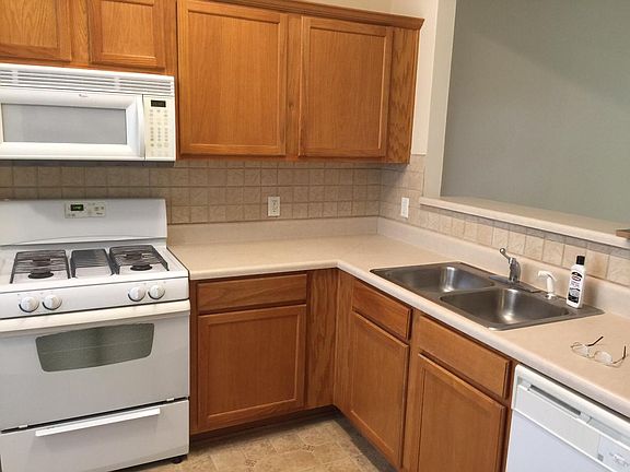 4th image of 133 Pearl Chambers Dr