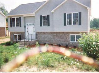 4533 NE Lasley Dr, Winston Salem, NC 27105