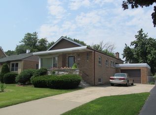9534 Central Ave, Oak Lawn, IL 60453