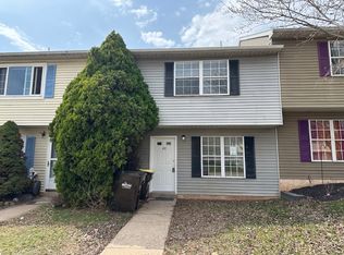 412 Blaker Dr, East Greenville, PA 18041
