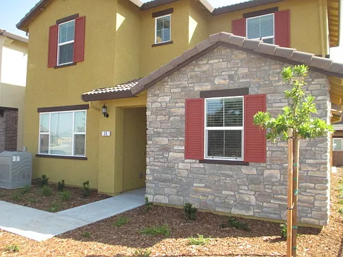 35 Huddlestone Cir Photo 1