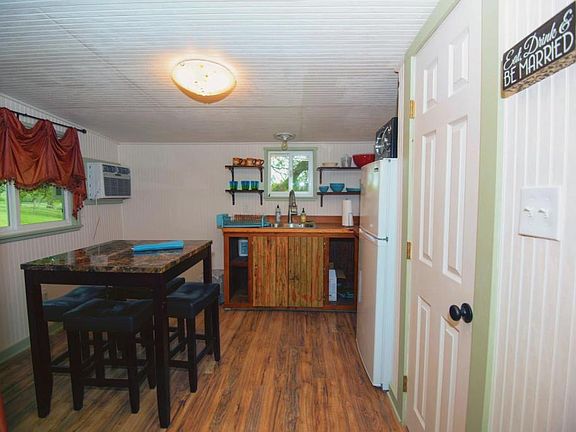5th image of 1804 South St #B