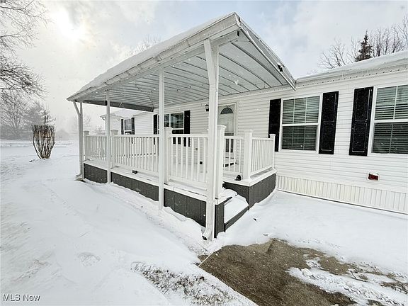 4th image of 1560 Birdie Ln
