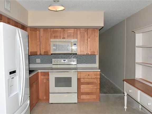 4th image of 2385 Tahitian Ln APT 43
