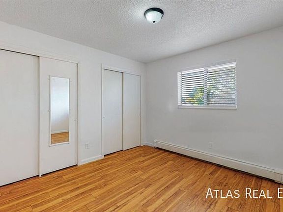 5th image of 3006 Denver St #3