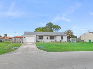 1853 SE Dranson Cir, Port Saint Lucie, FL 34952