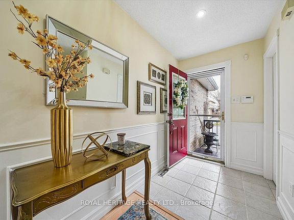 5th image of 72 Frazer Rd