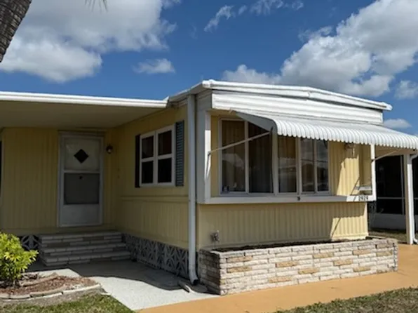 2929 Saralake Dr S, Sarasota, FL 34239