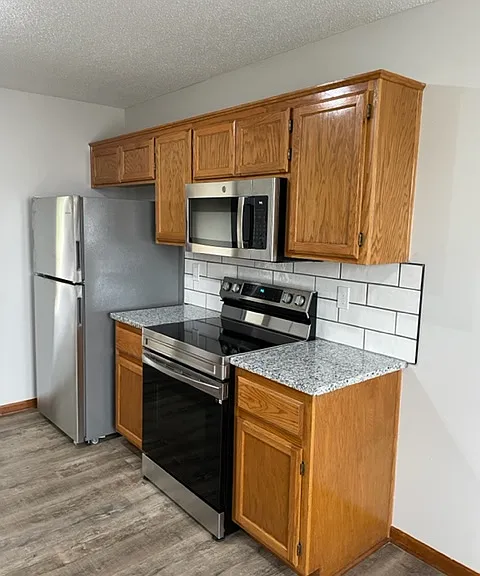 1420 Galway Ct — Photo 7