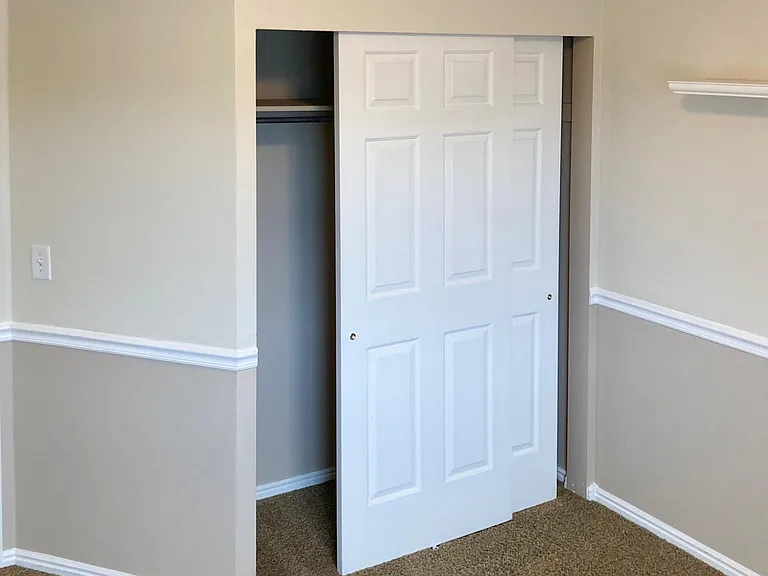 734 W Sweet Meadow Ln — Photo 12