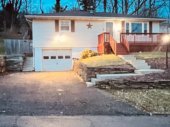 614 Barnes Ave #1, Endicott, NY 13760