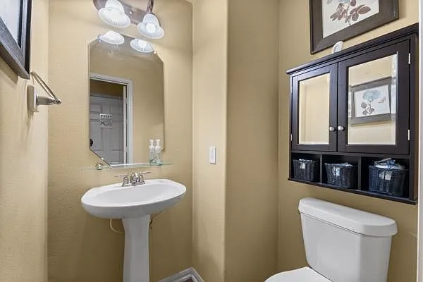 15818 Mossy Shores Ct — Photo 10