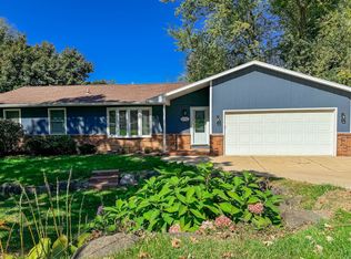 602 E View Ct, Verona, WI 53593