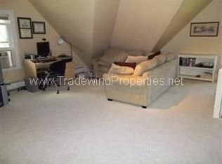 869 Osceola Ave, Saint Paul, MN 55105