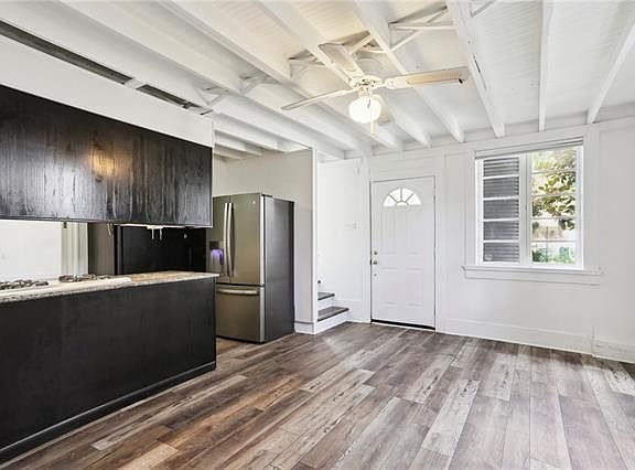 5th image of 7 Azalea Ct