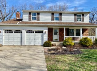 8074 Quailwood Ct, West Chester, OH 45069