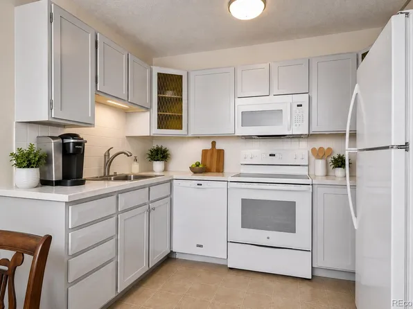 9385 E Center Avenue #6A, Denver, CO 80247