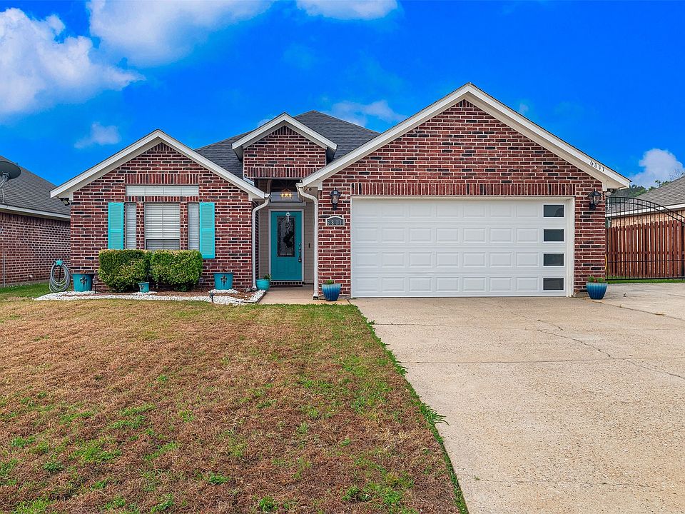 1st image of 6811 Sagewood Dr