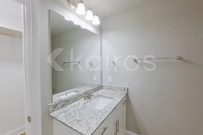 13772 Willowmore Dr — Photo 14