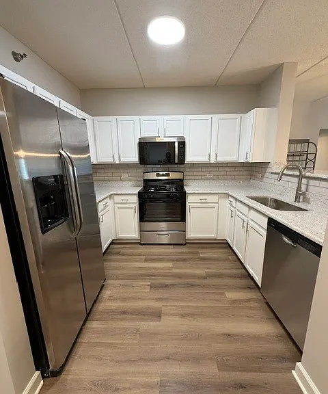 390 W Mahogany Ct #203 — Photo 3