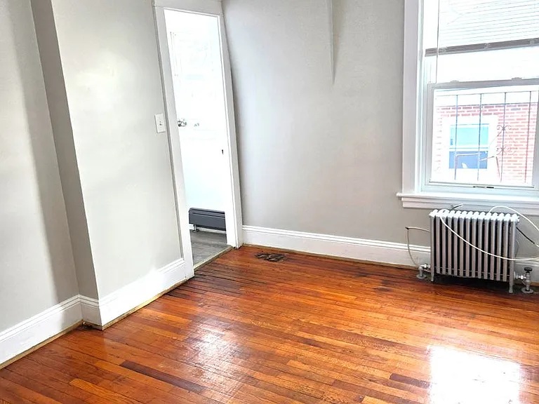 161 Montgomery Street — Photo 8